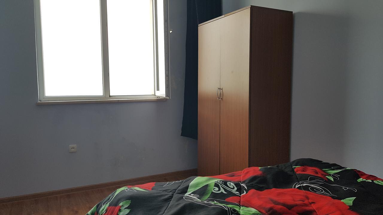 Sky-G Sea View Apartment Batumi Bagian luar foto