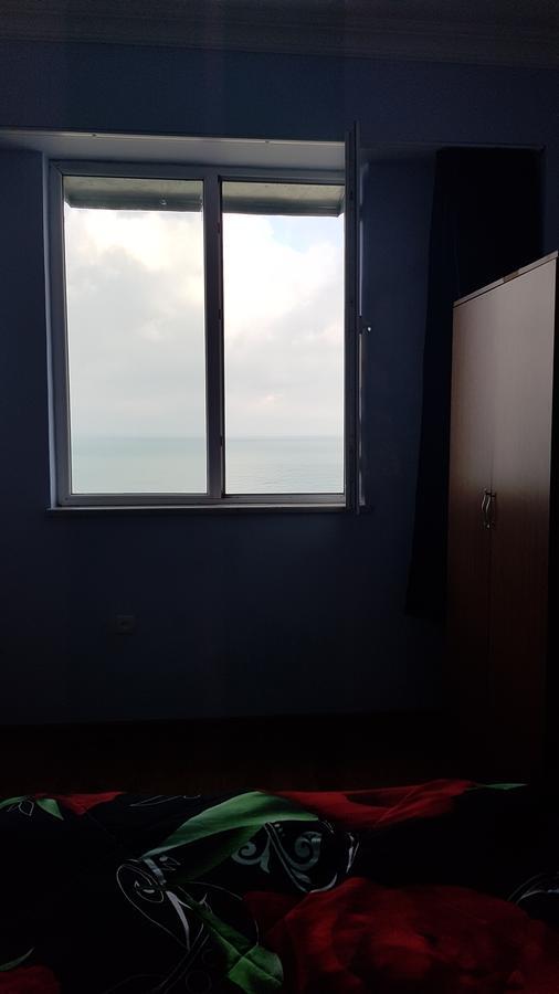 Sky-G Sea View Apartment Batumi Bagian luar foto