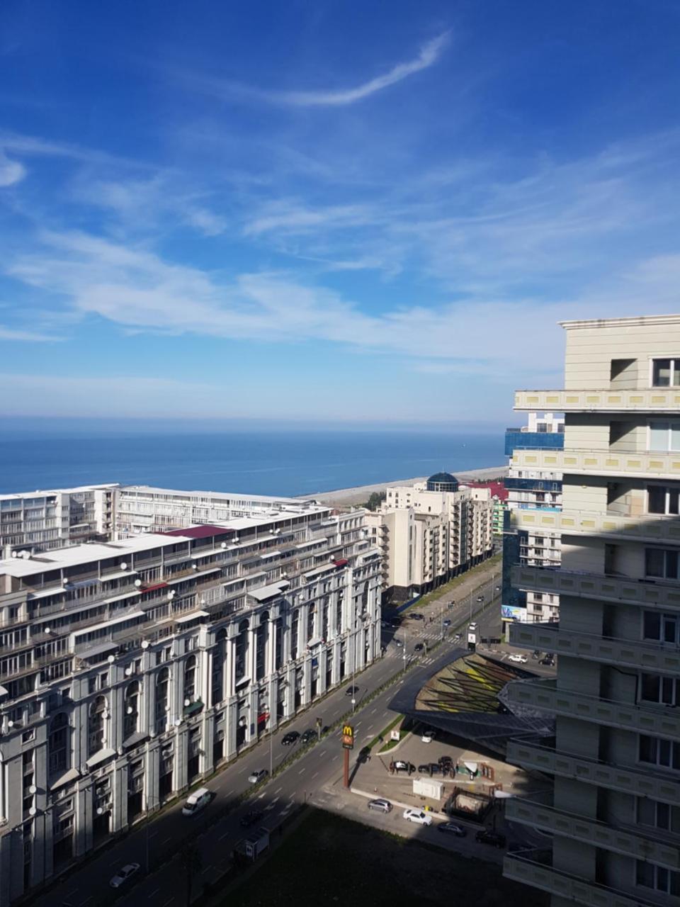 Sky-G Sea View Apartment Batumi Bagian luar foto