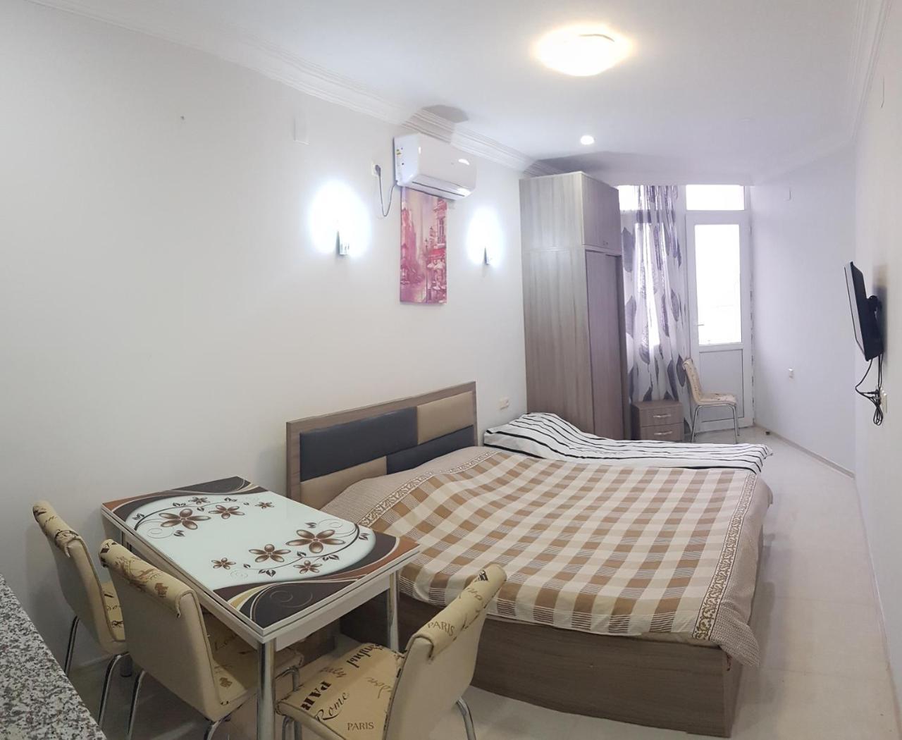 Sky-G Sea View Apartment Batumi Bagian luar foto