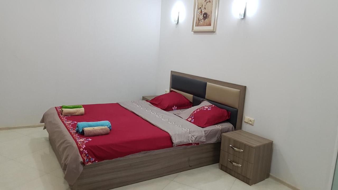 Sky-G Sea View Apartment Batumi Bagian luar foto